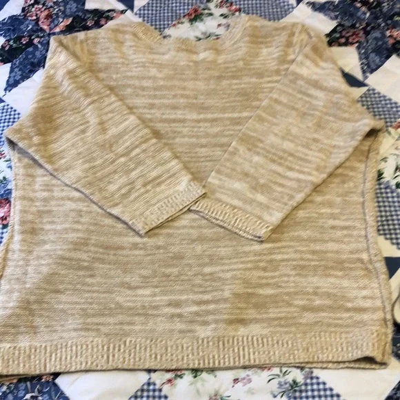 ⭐️ 5/$20 ⭐️ CJ Banks Sweater - Picture 3 of 5